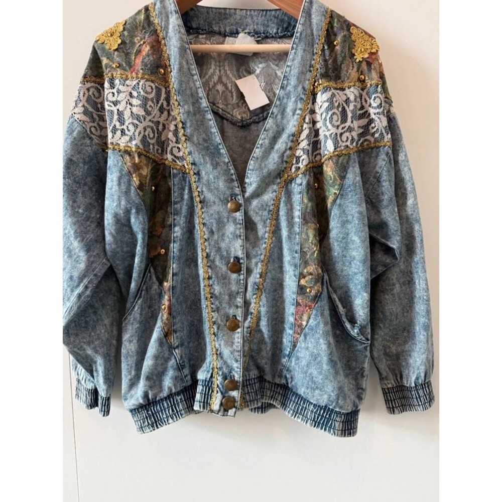 Vintage Info USA Acid Wash Denim Jacket Petite 80s Lace Tapestry Western